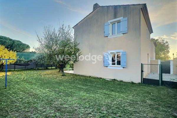 Maison à vendre 4 pièces de 99 m² à Peyrolles-en-Provence