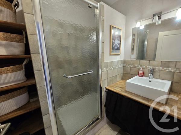 Appartement F4 à vendre  5 pièces - 133,49 m 2   LATTES  - 34