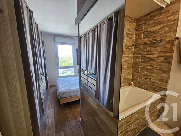 Appartement F4 à vendre  5 pièces - 133,49 m 2   LATTES  - 34