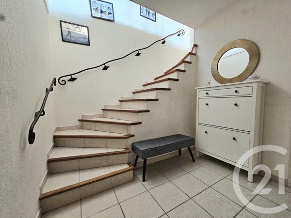 Appartement F4 à vendre  5 pièces - 133,49 m 2   LATTES  - 34