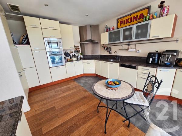 Appartement F4 à vendre  5 pièces - 133,49 m 2   LATTES  - 34