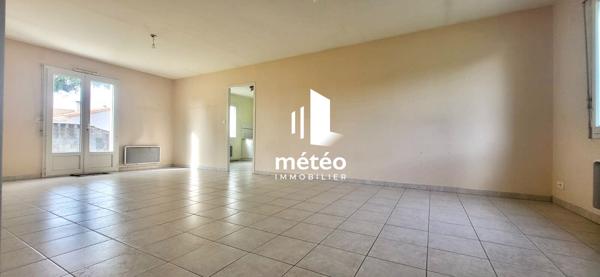 Maison deux chambres à Luçon en quartier calme, proche commodités, avec beau potentiel à révéler