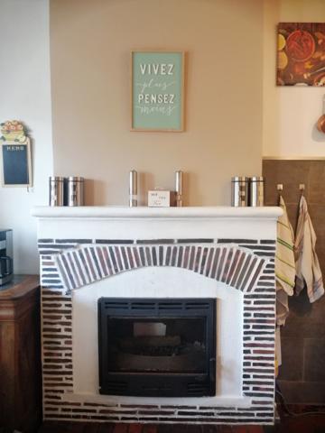 MAISON CHARENTAISE AVEC STUDIO PISCINE DEPENDANCES 247 M²