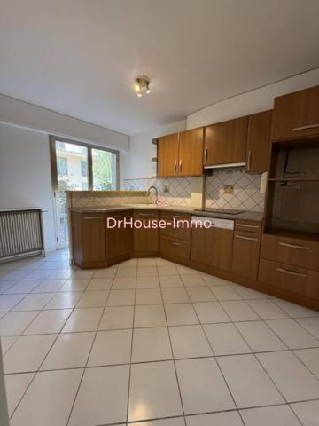 Appartement à vendre 4 pièces de 118 m²