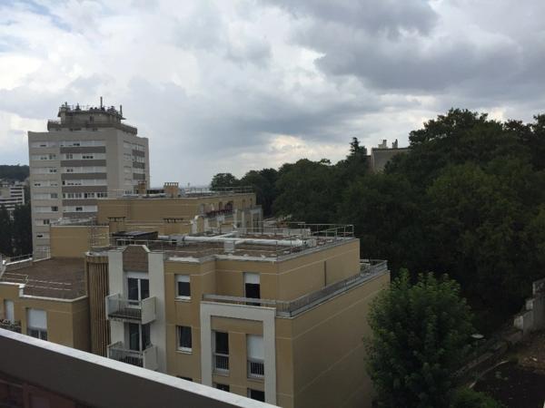 Dpt Hauts de Seine (92), à louer SEVRES appartement T2