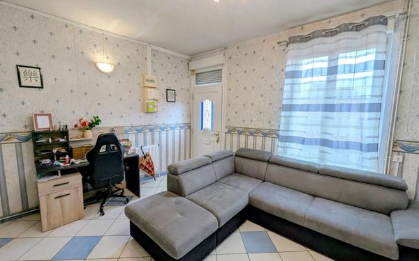 Maison à vendre    3 pièces • 91 m2 Raismes