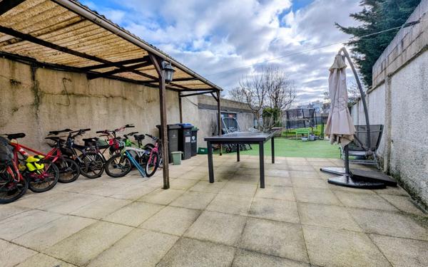 Maison à vendre    3 pièces • 91 m2 Raismes