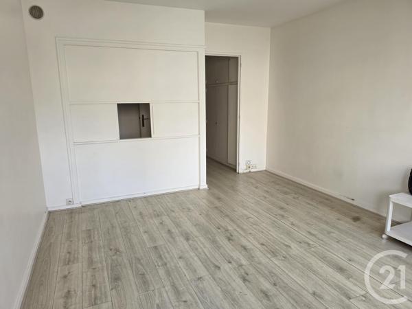 Appartement F1 à vendre  1 pièce - 26,41 m 2   PARIS  - 75016