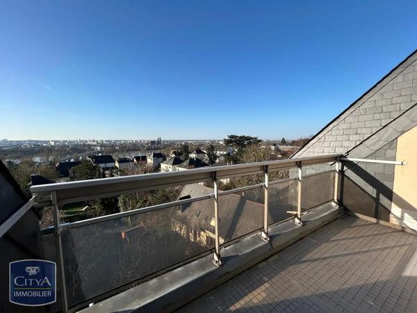 Appartement à louer 2 pièces 39.75m² Tours (37100)