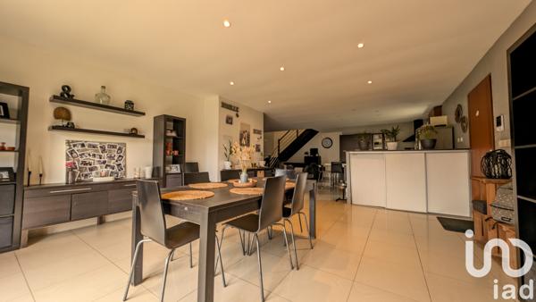 Maison à vendre 6 pièces 166 m² Saint-Paterne-Racan