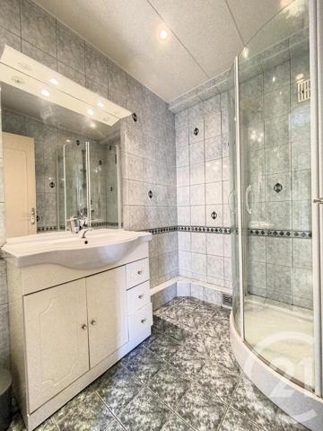 Appartement T4 à vendre  4 pièces - 73,43 m2 ORLEANS - 45