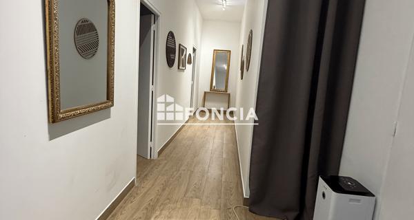 À vendre Local commercial 121 m² - Pontault-combault 77340