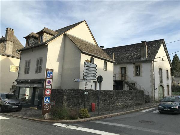 Immeuble à vendre |  Argentat |  410 m²