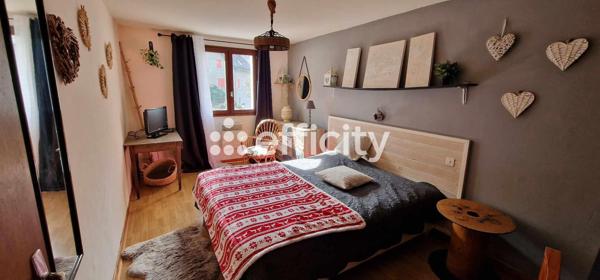 Maison 7 pièces - 120 m²