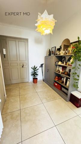 Grenoble (38100) appartement 2 pièces 56 m2