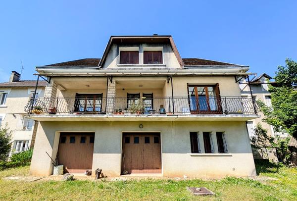 Maison 7 chambres, terrain, Garage