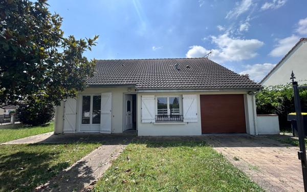 Maison à louer    4 pièces •  Avaray