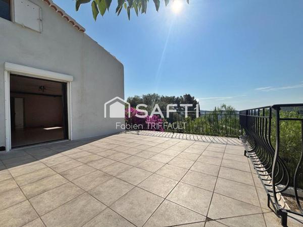 T4 avec magnifique terrasse et cuisine d'été