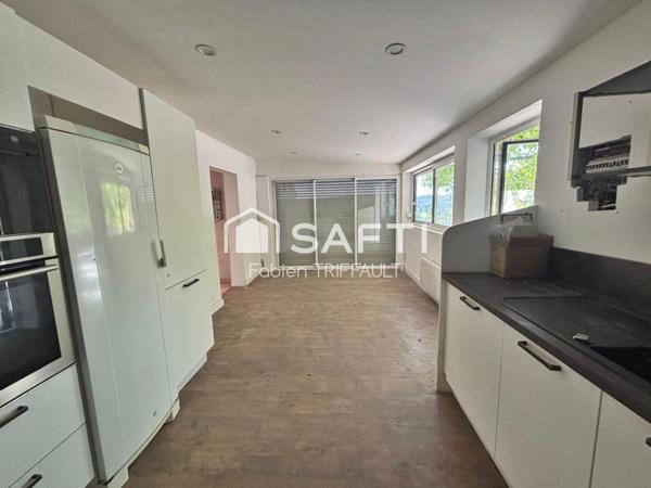 T4 avec magnifique terrasse et cuisine d'été