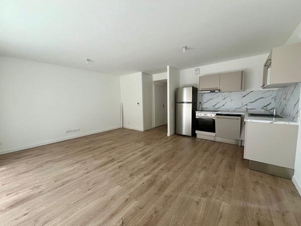 Appartement Fleury Les Aubrais 3 pièce(s) 64.14m2