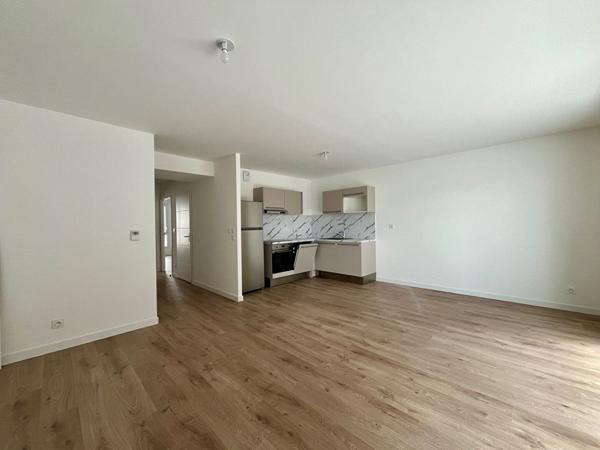 Appartement Fleury Les Aubrais 3 pièce(s) 64.14m2