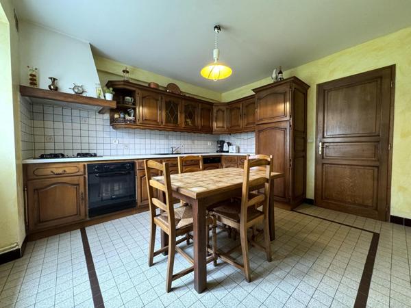 Maison 60's spacieuse avec grand garage et jardin