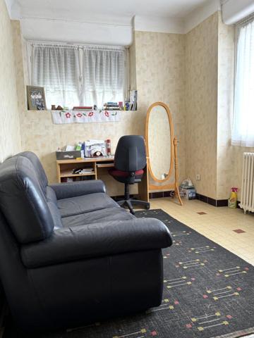 Maison 60's spacieuse avec grand garage et jardin