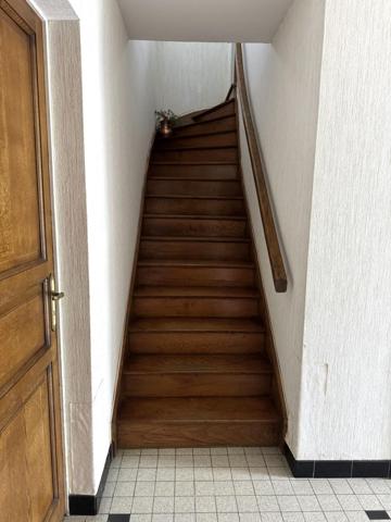 Maison 60's spacieuse avec grand garage et jardin