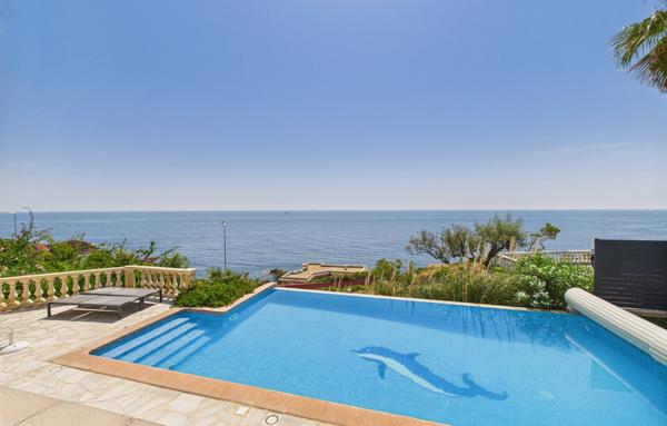 Villa d'exception avec vue mer