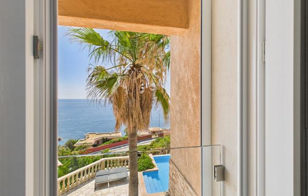 Villa d'exception avec vue mer