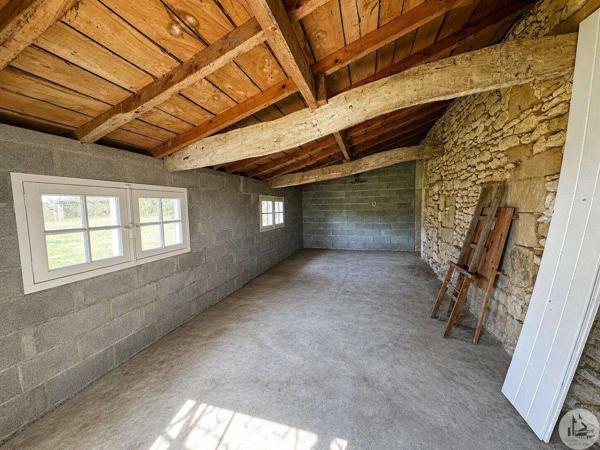 Maison avec dépendances et piscine