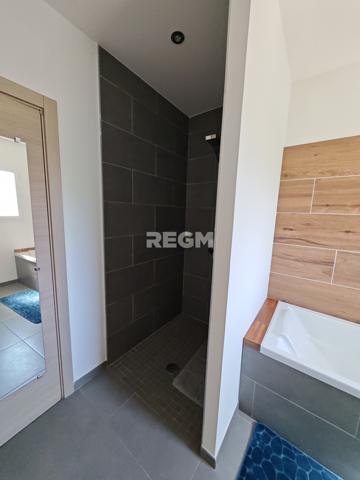 Prunelli-di-Fiumorbo (20243) Villa Contemporaine T4 120m² S/Terrain 800m² à Prunelli-di-Fiumorbo (20243)