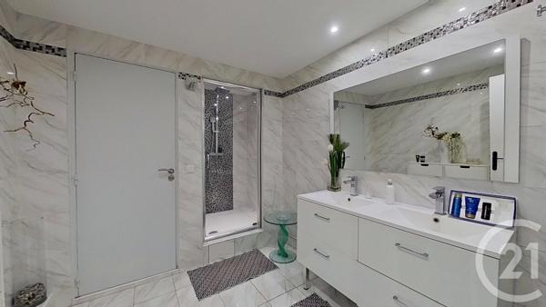 Appartement F5 à vendre  5 pièces - 157,58 m2 NOGENT SUR MARNE - 94