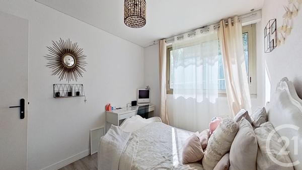 Appartement F5 à vendre  5 pièces - 157,58 m2 NOGENT SUR MARNE - 94