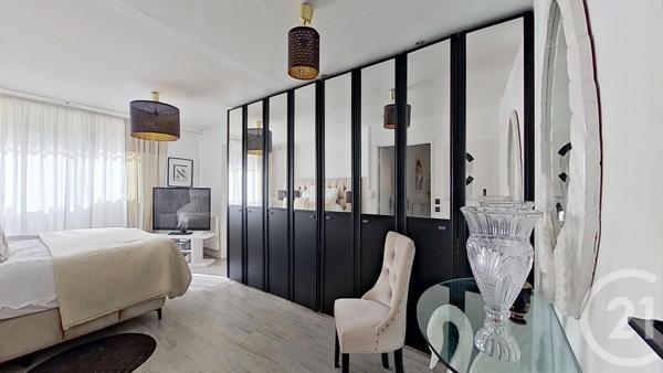 Appartement F5 à vendre  5 pièces - 157,58 m2 NOGENT SUR MARNE - 94