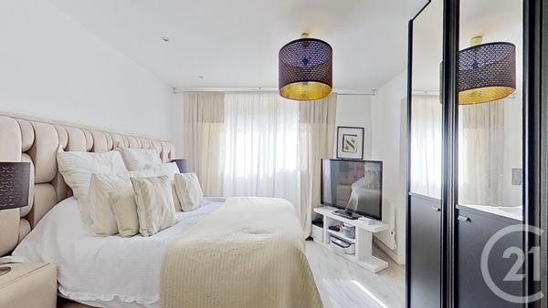 Appartement F5 à vendre  5 pièces - 157,58 m2 NOGENT SUR MARNE - 94