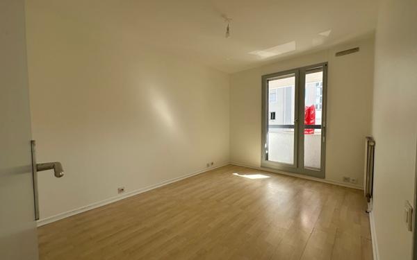 Appartement à vendre    3 pièces • 73,82 m2 Chambéry