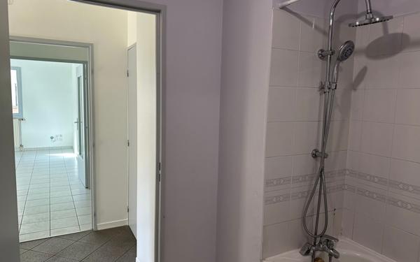 Appartement à vendre    3 pièces • 73,82 m2 Chambéry