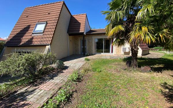 Maison à vendre    4 pièces •  Cournon-d'Auvergne