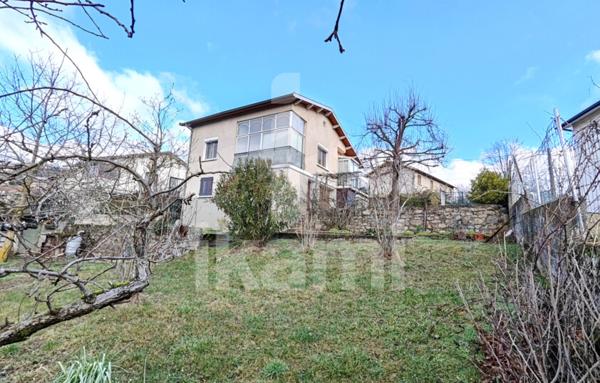 Maison accessible de plain-pied avec 3 chambres et une annexe