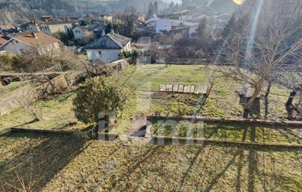 Maison accessible de plain-pied avec 3 chambres et une annexe