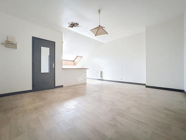 À vendre dans le centre d'Ancenis-Saint-Géréon - Appartement T2 dernier étage