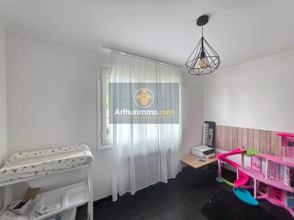 Vente                                                      Maison
                        
                     6 pièces                      101 m2                     à Sarcelles