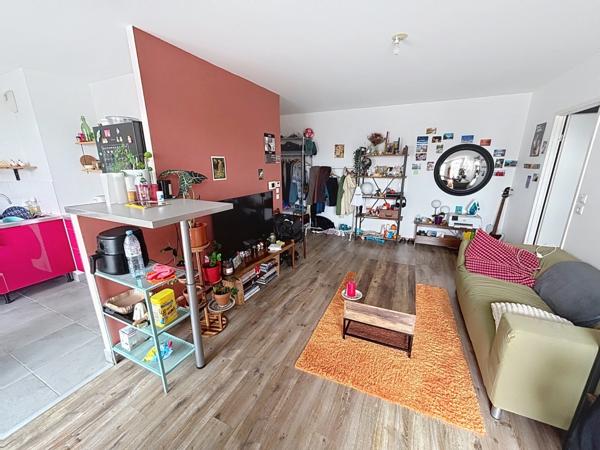 Appartement à vendre 2 pièces, balcon et parking REIMS (51)