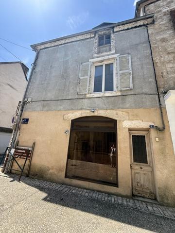 Maison à vendre 56 992 € Souillac 6 p 150 m² DPE