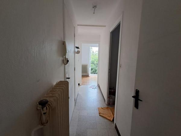 Appartement  4 pièce(s) 44 m2