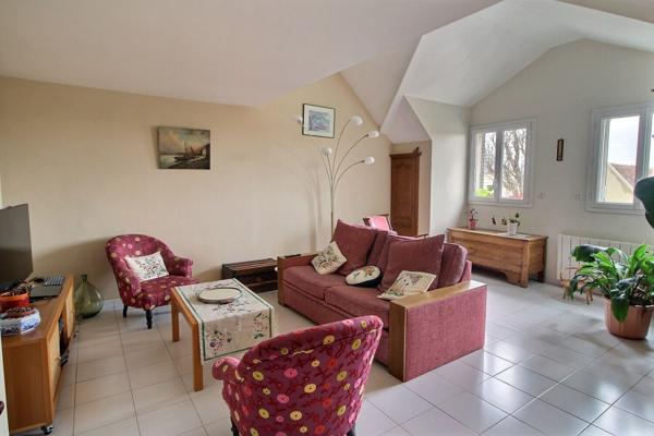 Appartement duplex 5 pièces avec parking à vendre au coeur de Massy