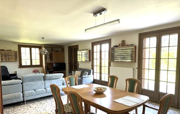 Maison
         7 pièces
        - 170 m² 478 000 € *