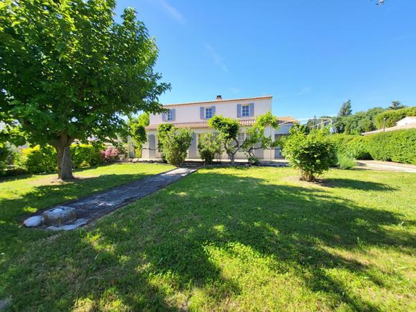 Maison L Isle Sur La Sorgue 6 pièces 173m²
