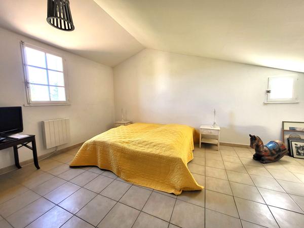 Maison L Isle Sur La Sorgue 6 pièces 173m²